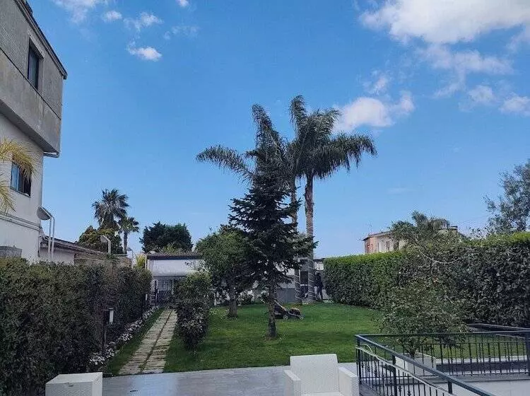 Villa Marisa Resort