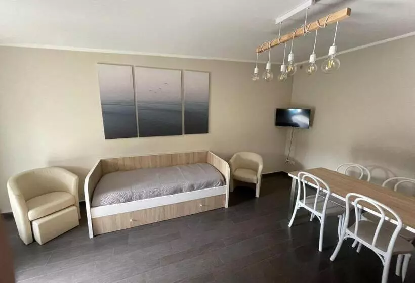 Villa Marisa Resort