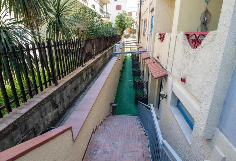 Ada Hotel & Apartments