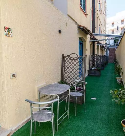 Ada Hotel & Apartments