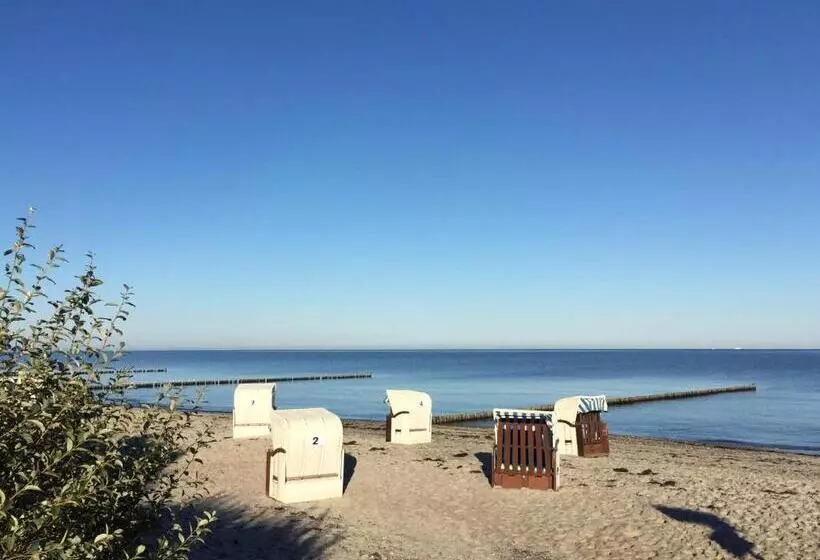 Aparthotel Waterkant Suites   Fewos Am Meer Mit Spa