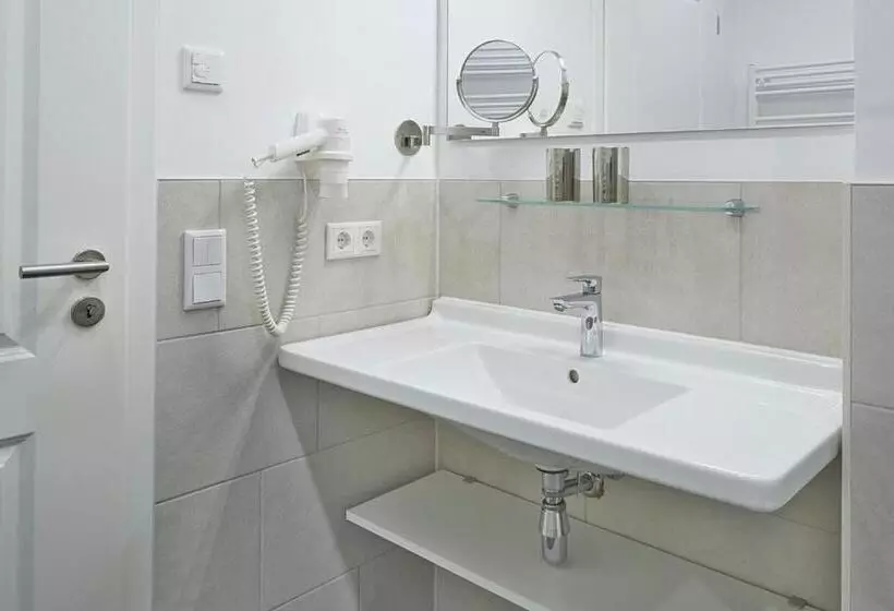 Aparthotel Waterkant Suites   Fewos Am Meer Mit Spa