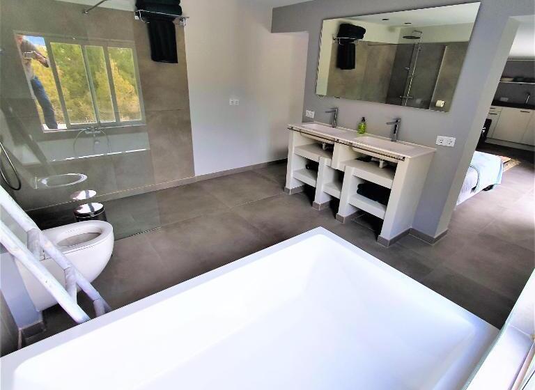 住宿加早餐  Elparaiso Altea Luxury Apartment Cielo Adults Only Bed & Borrel