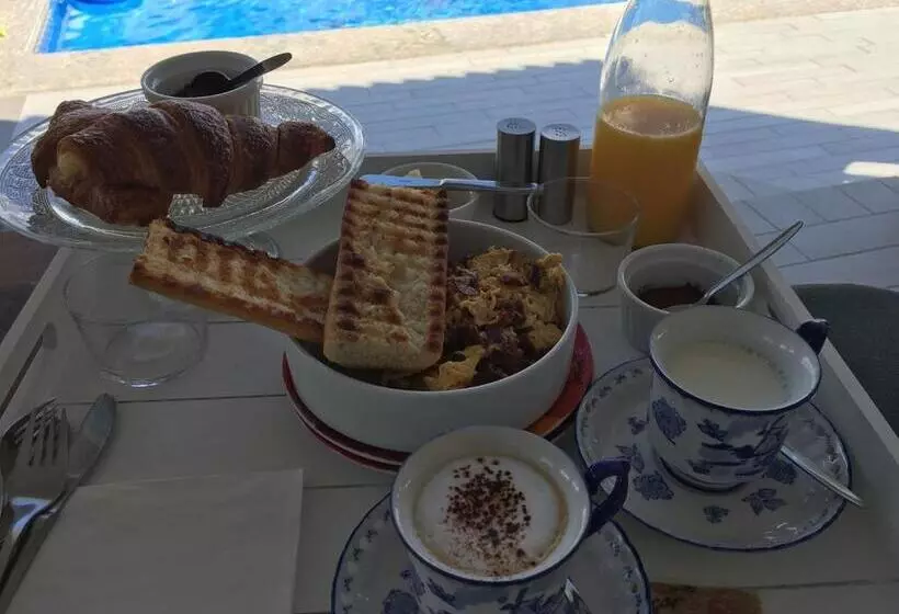 تختخواب و صبحانه Elparaiso Altea Luxury Apartment Cielo Adults Only Bed & Borrel