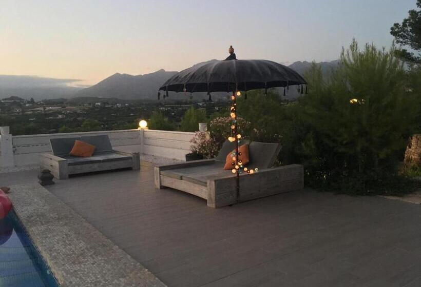 住宿加早餐  Elparaiso Altea Luxury Apartment Cielo Adults Only Bed & Borrel