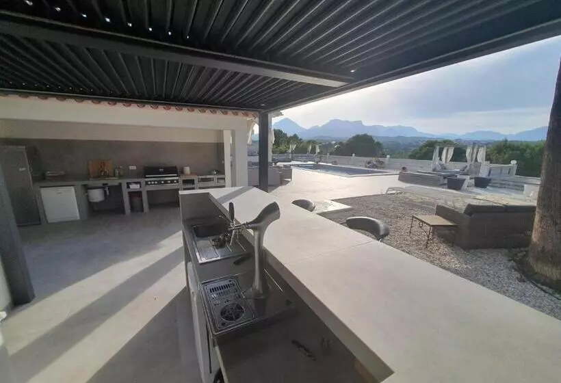 تختخواب و صبحانه Elparaiso Altea Luxury Apartment Cielo Adults Only Bed & Borrel