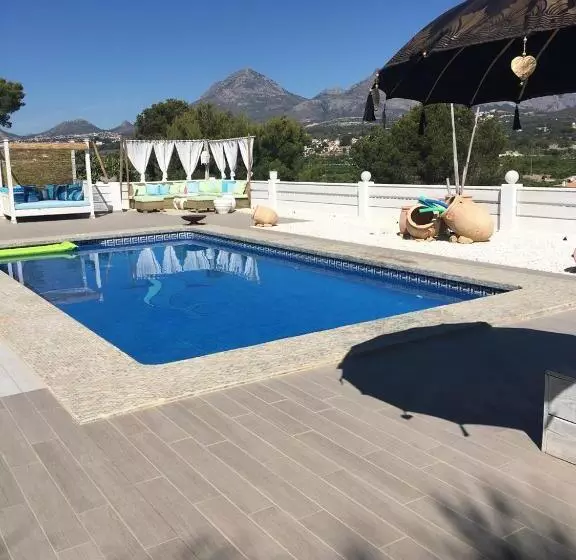 تختخواب و صبحانه Elparaiso Altea Luxury Apartment Cielo Adults Only Bed & Borrel
