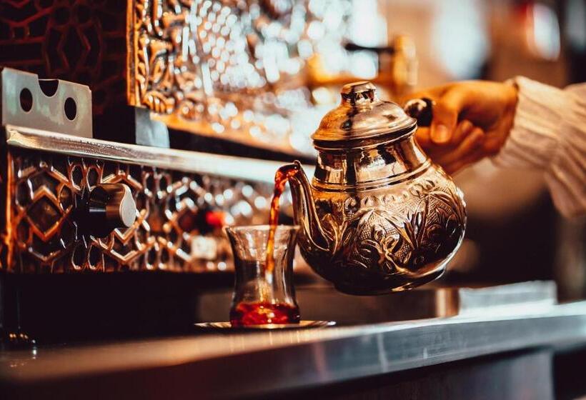 호텔 Grand şelale