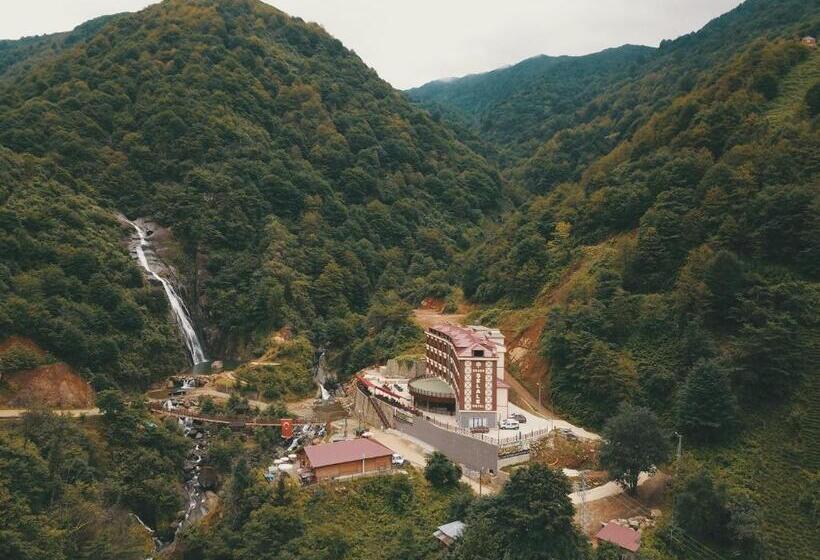 호텔 Grand şelale