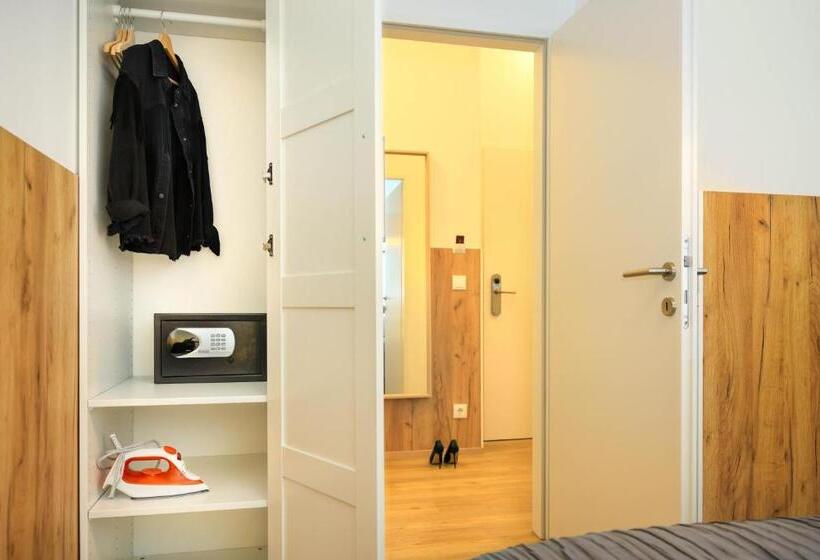 Jimmy S Apartments Dandelion