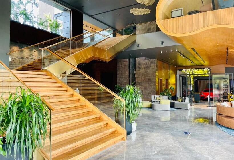 Novotel Chandigarh Tribune Chowk