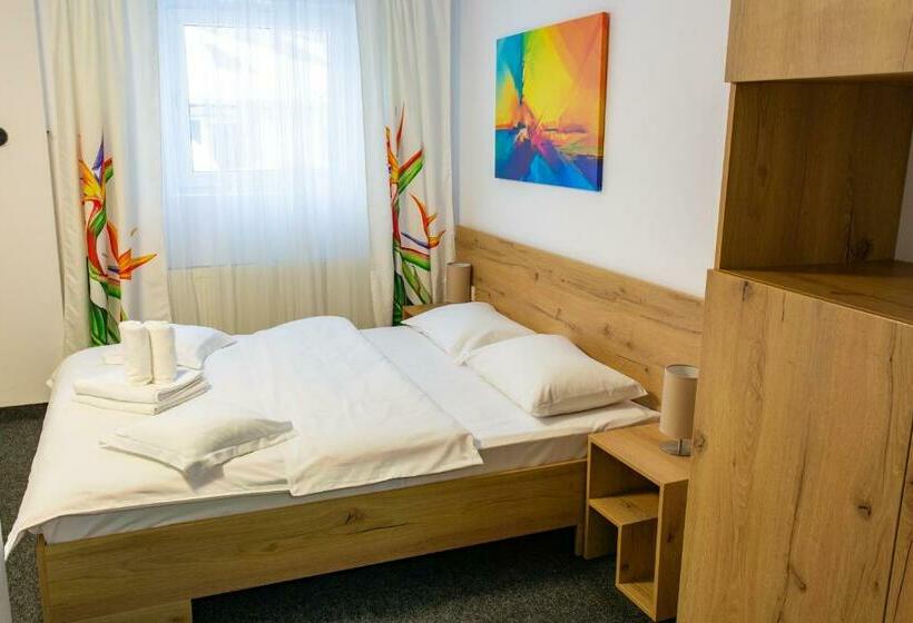 پانسیون Casa Liana