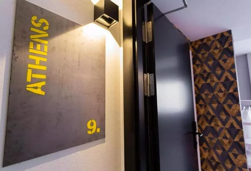 پانسیون Fly Rooms Madrid Airport