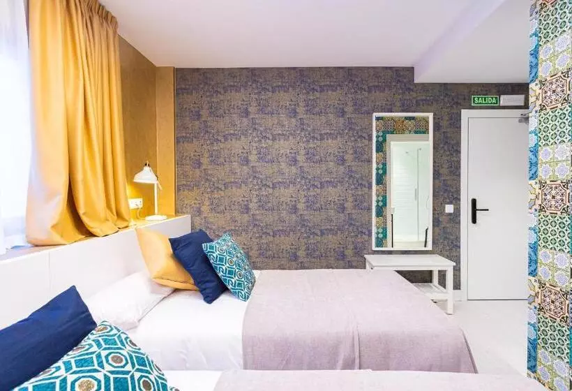 پانسیون Fly Rooms Madrid Airport