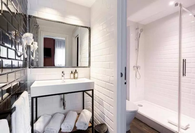 پانسیون Fly Rooms Madrid Airport