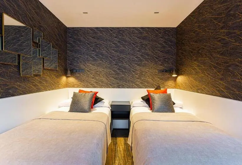 پانسیون Fly Rooms Madrid Airport
