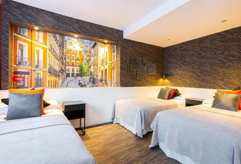 پانسیون Fly Rooms Madrid Airport