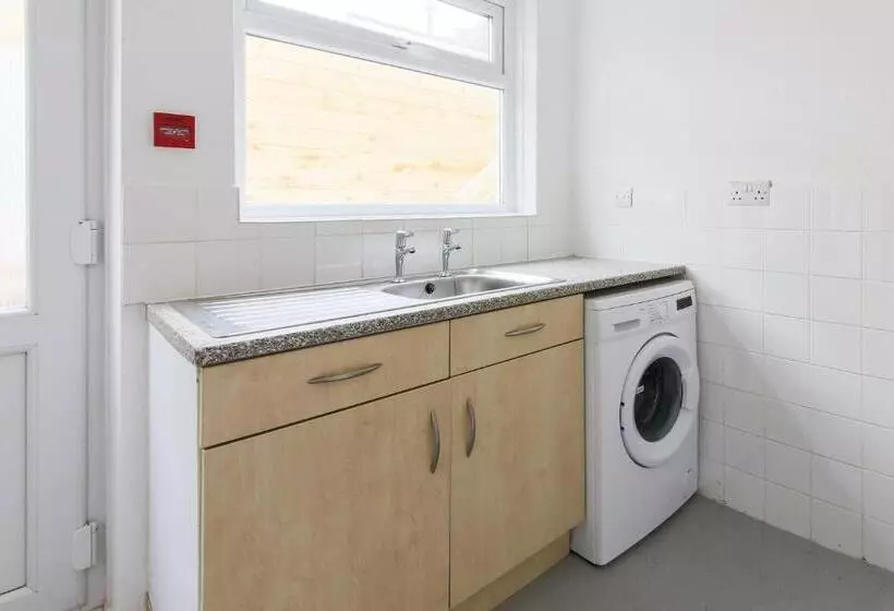 Sea View, Newquay Spacious House