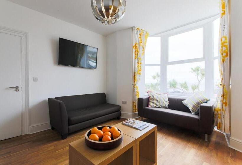 Sea View, Newquay Spacious House