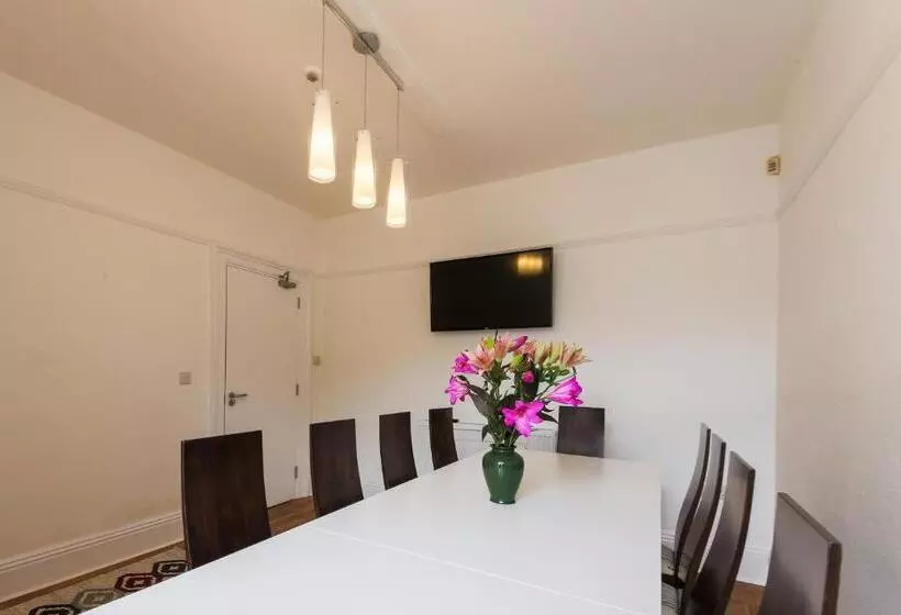 Sea View, Newquay Spacious House