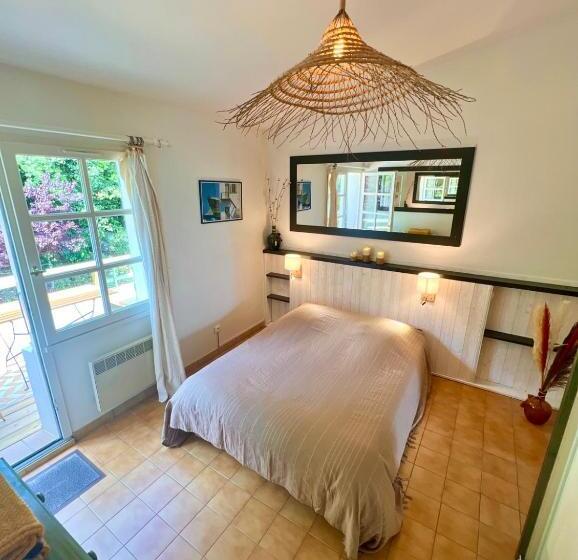 Front De Mer Rivedoux Plage Terrasse Extérieur Parking