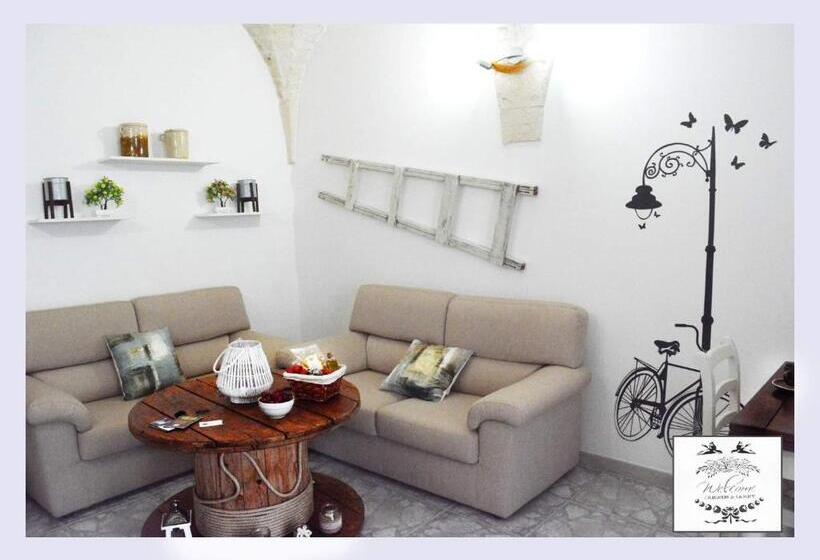 Welcome Friends&family