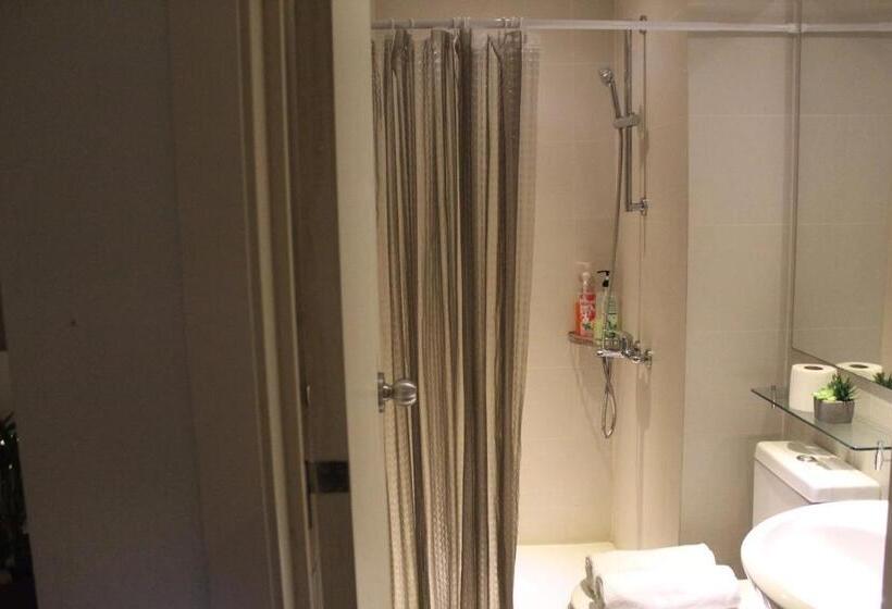 Azure C2 Balcony Wifi Near Mall Airport Multiple Units