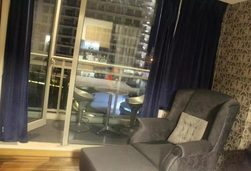 Azure C2 Balcony Wifi Near Mall Airport Multiple Units