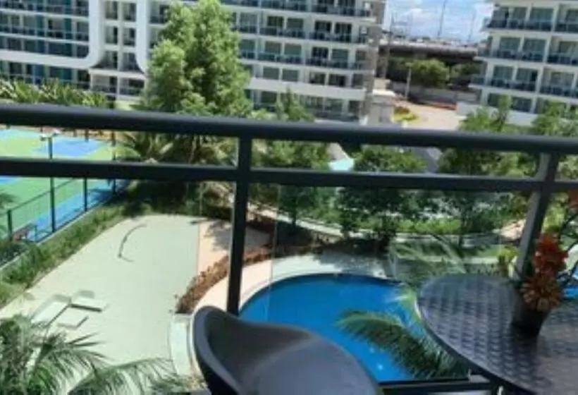 Azure C2 Balcony Wifi Near Mall Airport Multiple Units