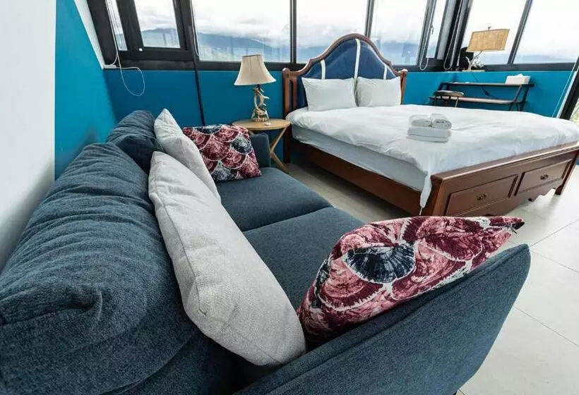 تختخواب و صبحانه Moritz Homestay