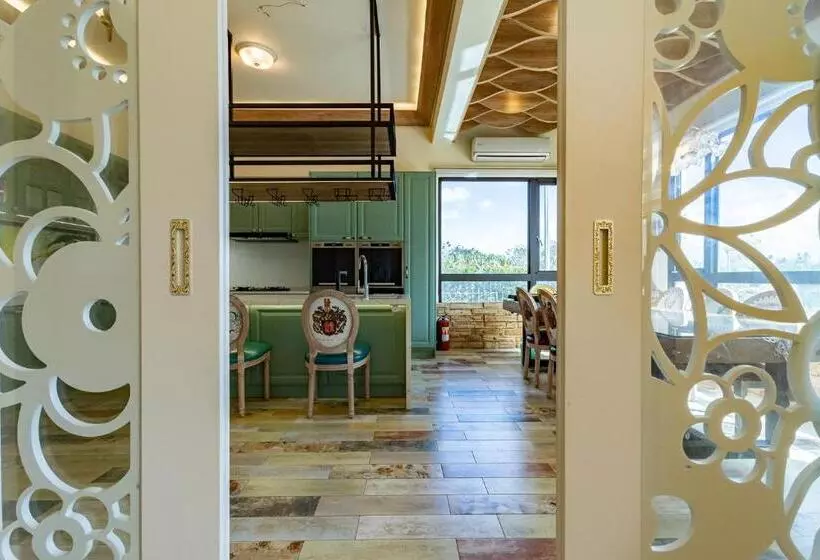 تختخواب و صبحانه Moritz Homestay