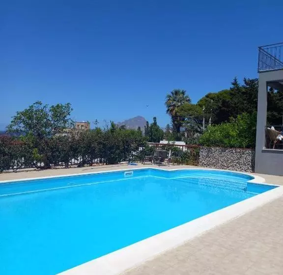 Aamiaismajoitus (B&B) Villa Giulia Tonnara Di Bonagia