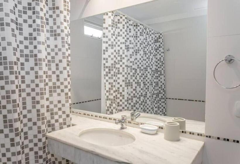 Cálido Y Luminoso Departamento