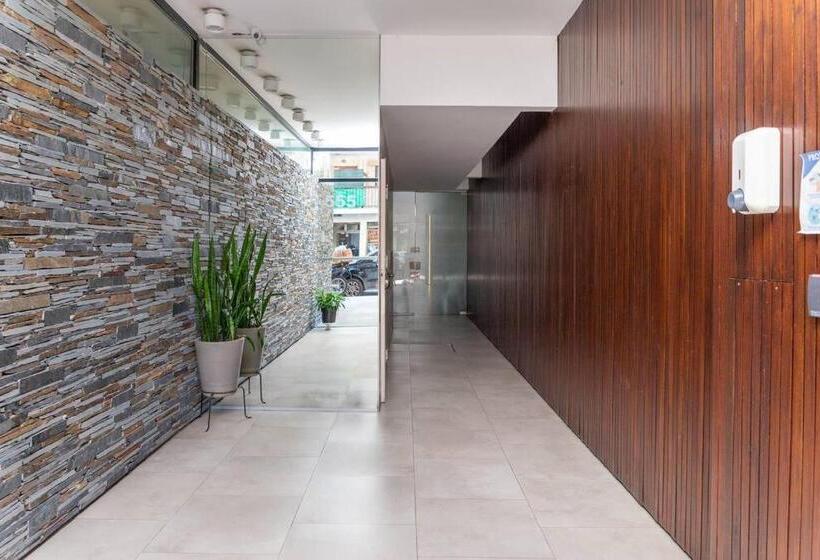 Cálido Y Luminoso Departamento