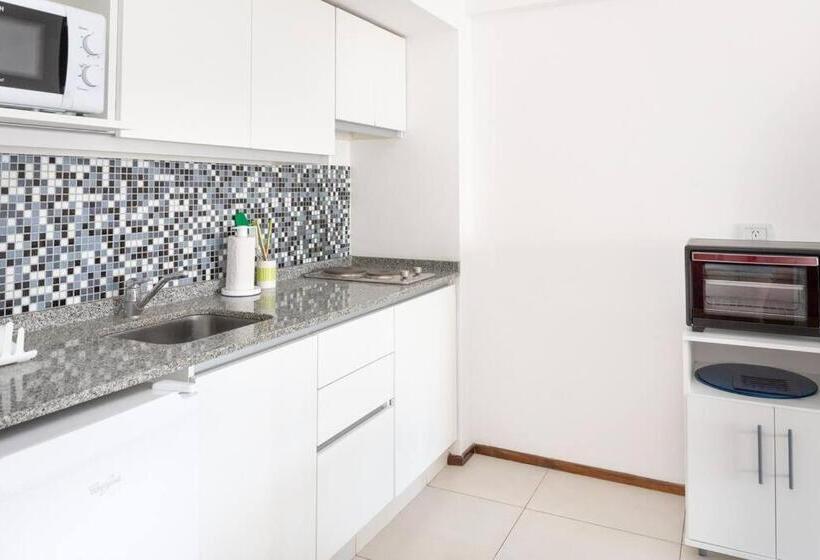 Cálido Y Luminoso Departamento