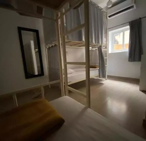 Hostel Mandala