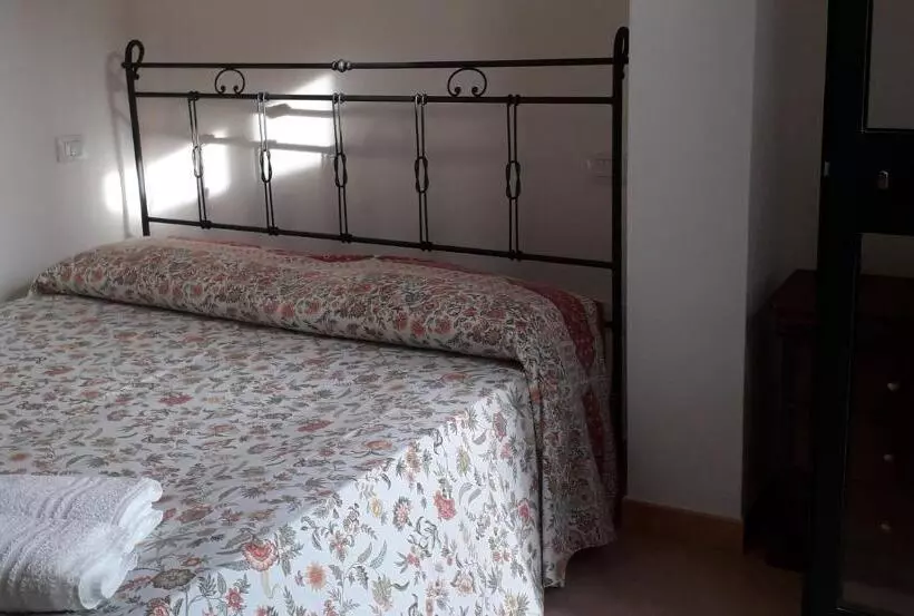 ホテル Agriturismo La Tuva