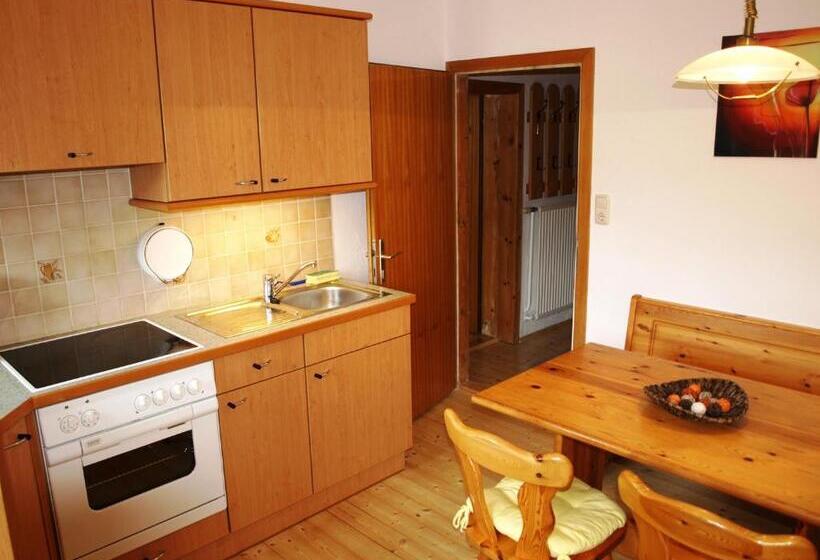 فندق Biohof Bernhard