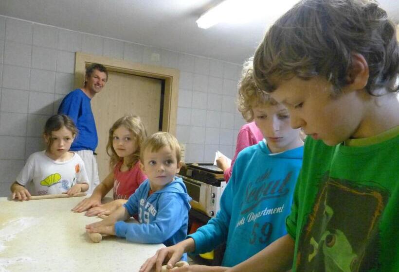 فندق Biohof Bernhard