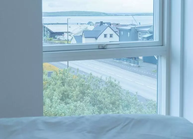 New / Stunning Sea View / Light / 3 Br