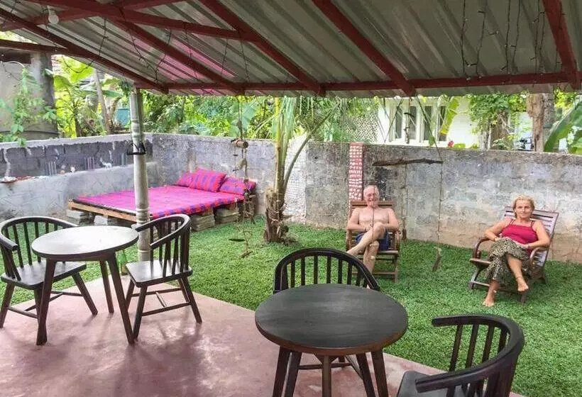 پانسیون Silvas Surf Home