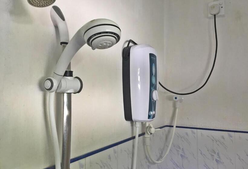 פנסיון Silvas Surf Home