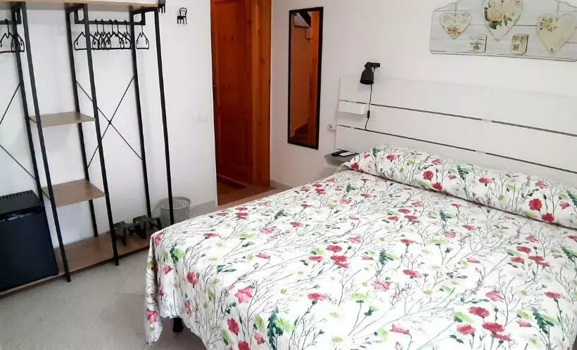 Phiniscollis B&b