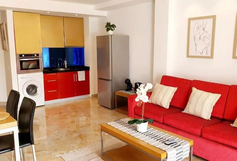 Sunshine Apartments