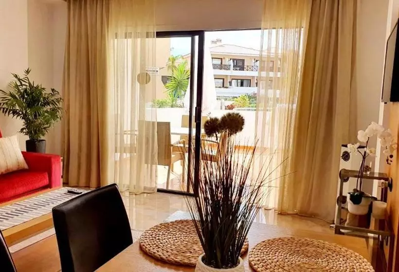 Sunshine Apartments