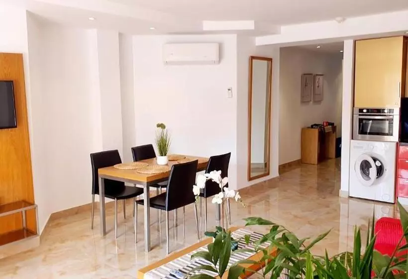Sunshine Apartments