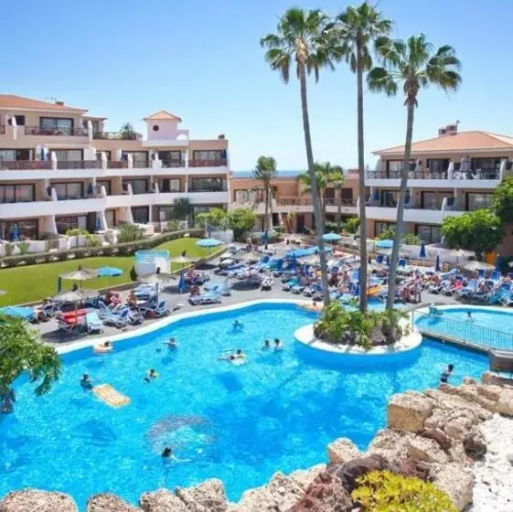 Sunshine Apartments