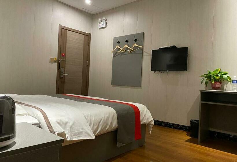 金榜及第连锁酒店（新百广场地铁站店）