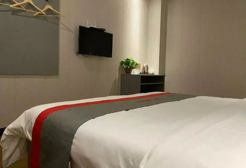 金榜及第连锁酒店(新百广场地铁站店)