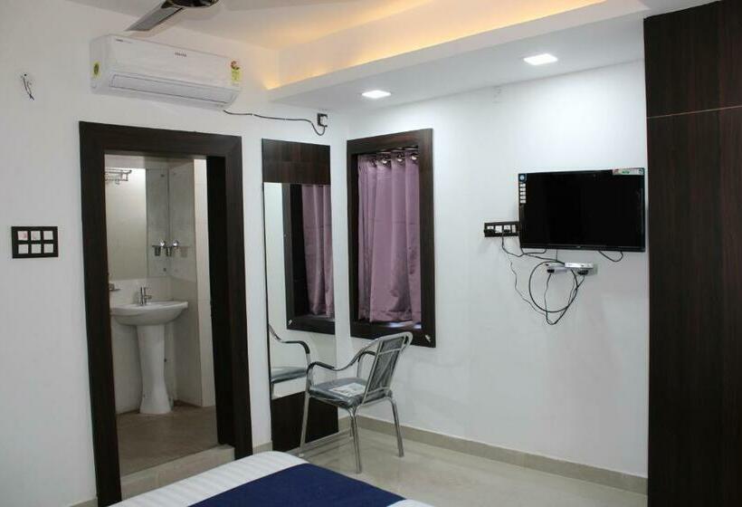 هاستل Stayvilla Prime